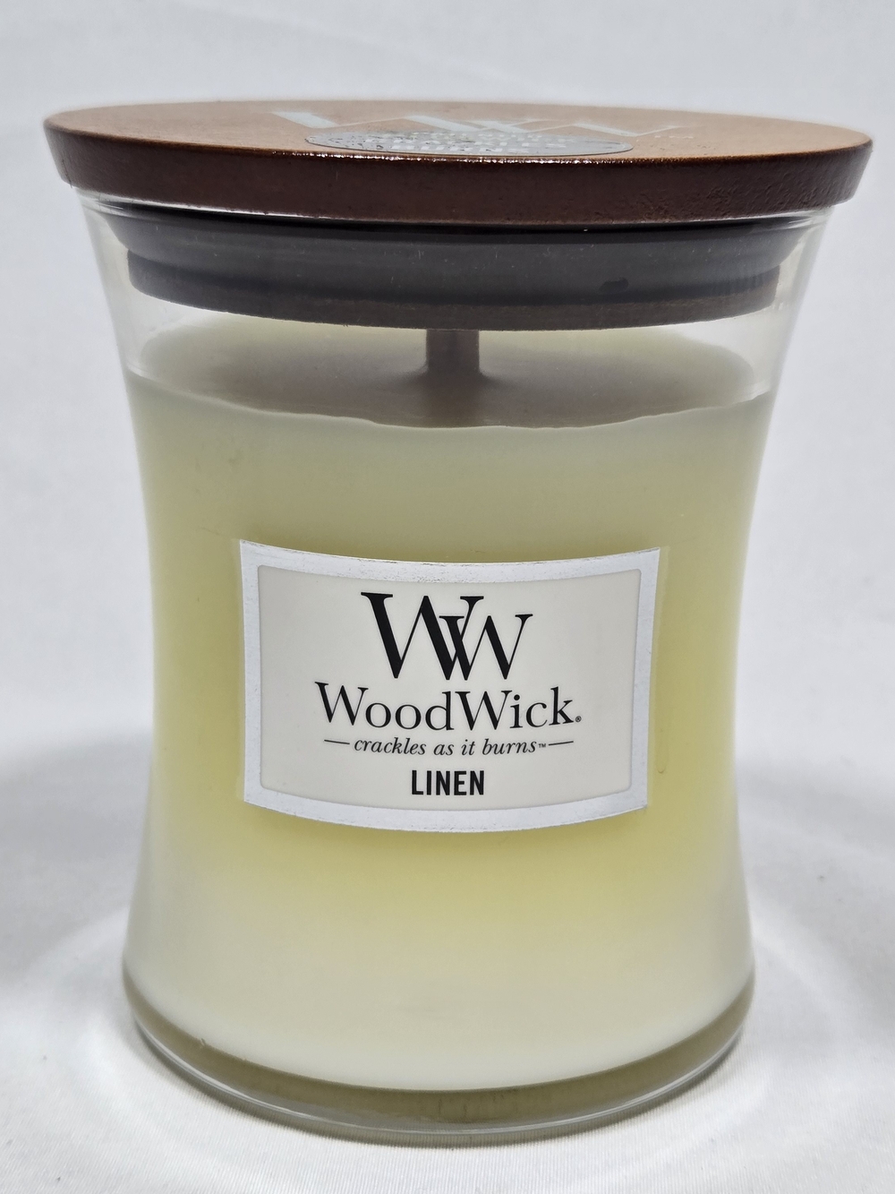 WoodWick 9.7oz Linen Scent Candle + Wood Wick Crackles as Burns NEW